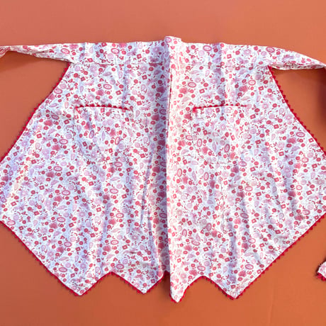 flower apron