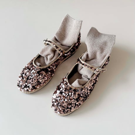 2e CHESTS×MARCOMONDE_MOLE FUR TABI socks (Ivory,Beige,Charcoal)