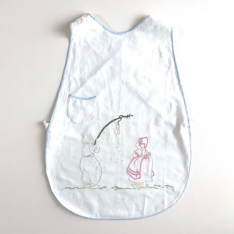 embroidery apron