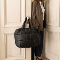 Tinne+Mia_big puffy weekend bag (rose smoke,black)