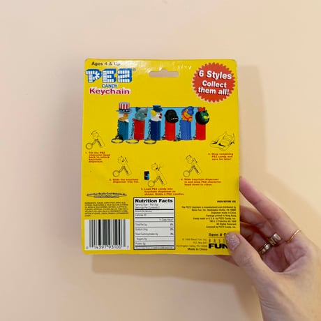 PEZ CANDY keychain (dead stock)
