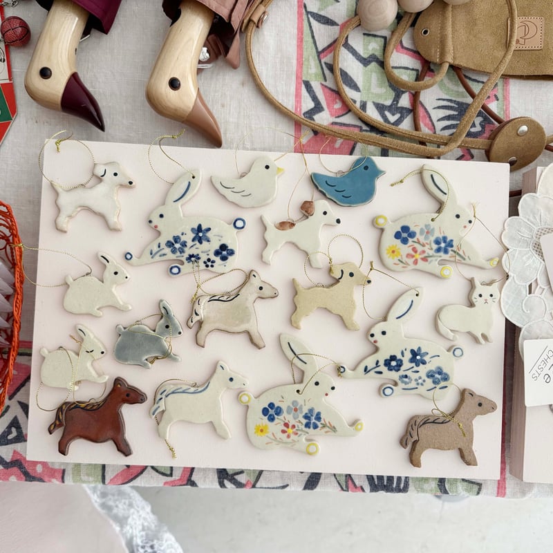 Canako Inoue_陶器オーナメント (うさぎ) | 2e CHESTS