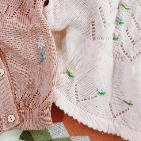 flower embroidery  cardigan (dead stock) / 2-3years