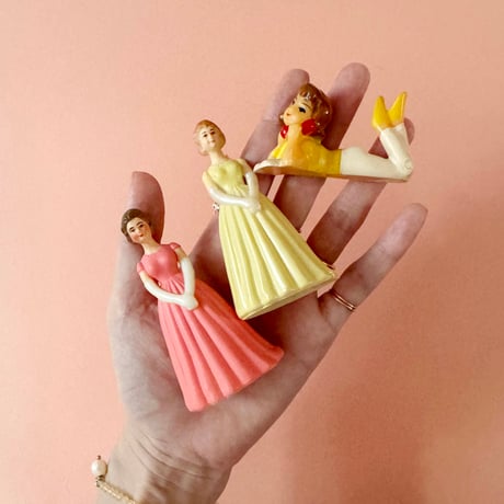 cake topper