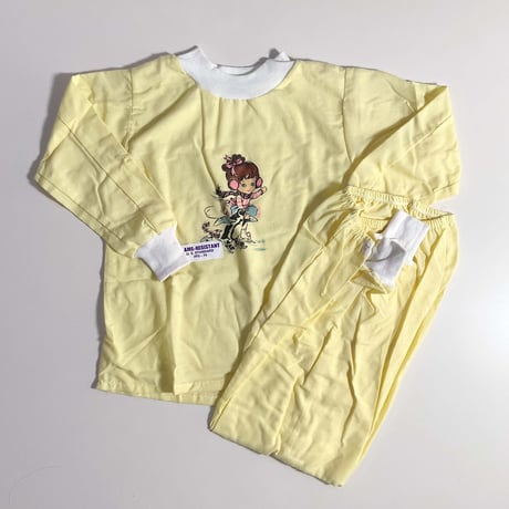 70s pajama set (dead stock) / 12years