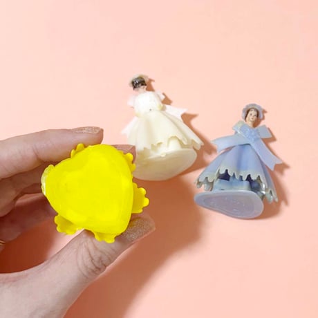 cake topper