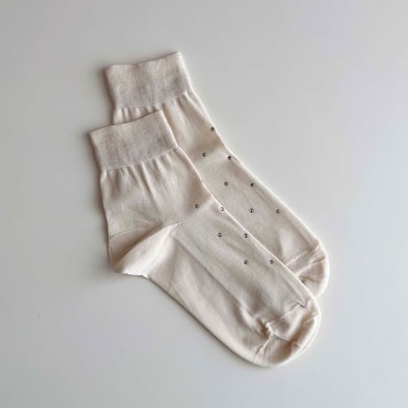 2e CHESTS×MARCOMONDE_STONE SHORT socks (Green,Pink,White)