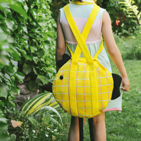 LIGNE NOIRE ENFANTS_ HEN BAG