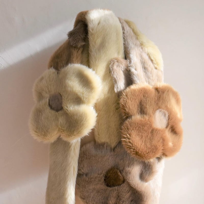 WANDMEE_FLOWER FUR STOLE | 2e CHESTS