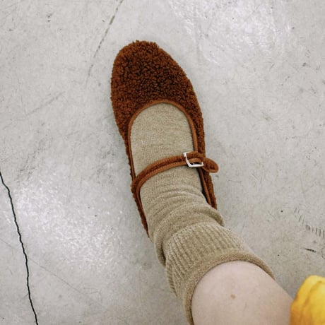 2e CHESTS×MARCOMONDE_MOLE FUR TABI socks (L.Beige,Greige)