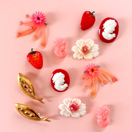 70s brooch (dead stock)