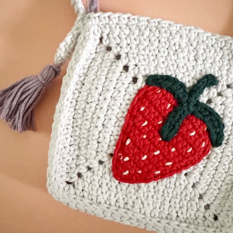 RKO_Bag with fruits (White)