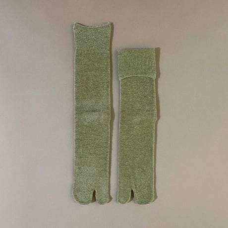 2e CHESTS×MARCOMONDE_MOLE FUR TABI socks (L.Green,Ivory)