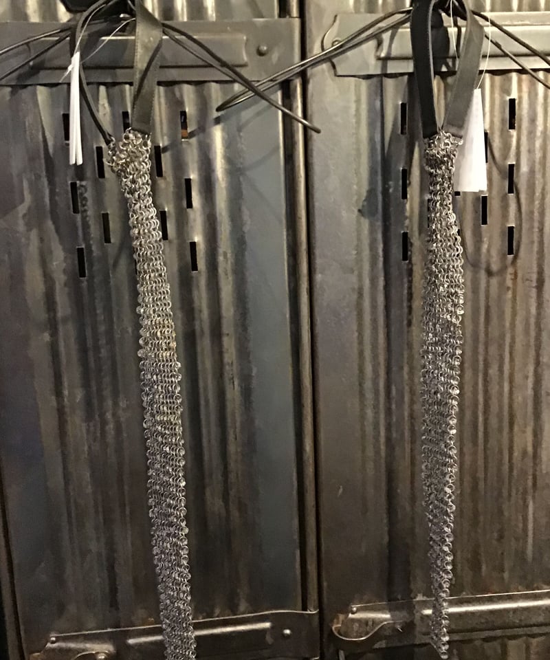 Deepti Barth メタルネクタイ