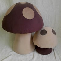 キノコ椅子（大＆小）