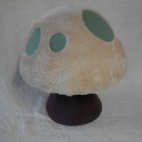 キノコ椅子（特中）