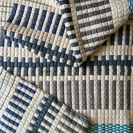 Sujni - Pila Quilt (Blue)
