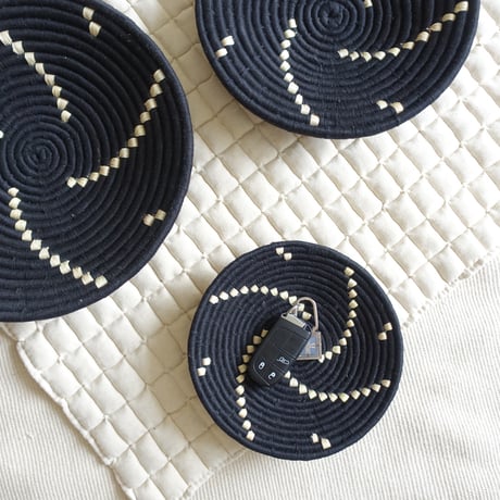 Sabai Place Plate 3sizes (Ark Black)