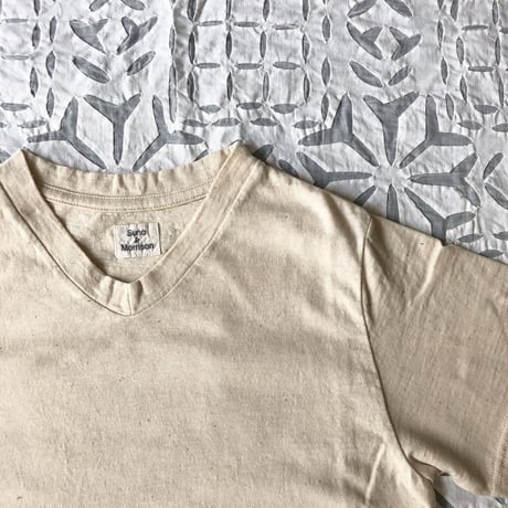 Gara-bou Short Sleeve T-shirts  Unisex ( Ivory )