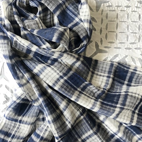 TC Khadi Border & Plaid Stole (Navy Plaid)