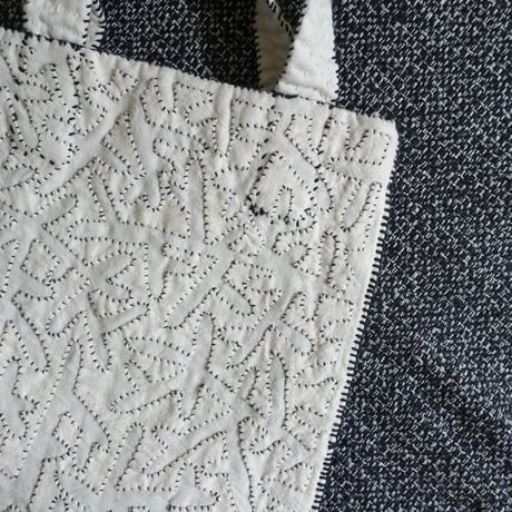 Katab Bag (Ivory + Black Stitch)