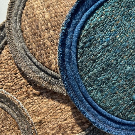 Tussah Circle Mat