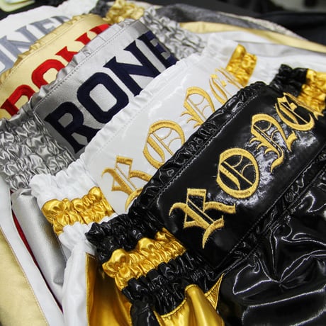 RONER KICK  BANG BANG  1st  exculusive model　BLACK／GOLD