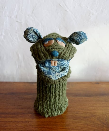 hand puppet 17