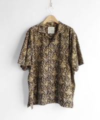 Open collar shirts 鶯辛子唐華紋