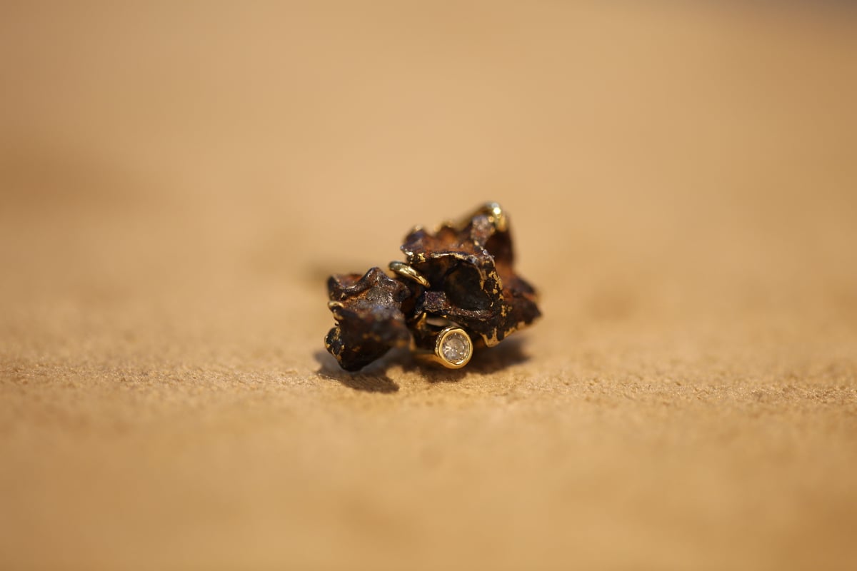 イミラックパラサイト 隕石®️ナゲット18Kダイヤモンドピアス  