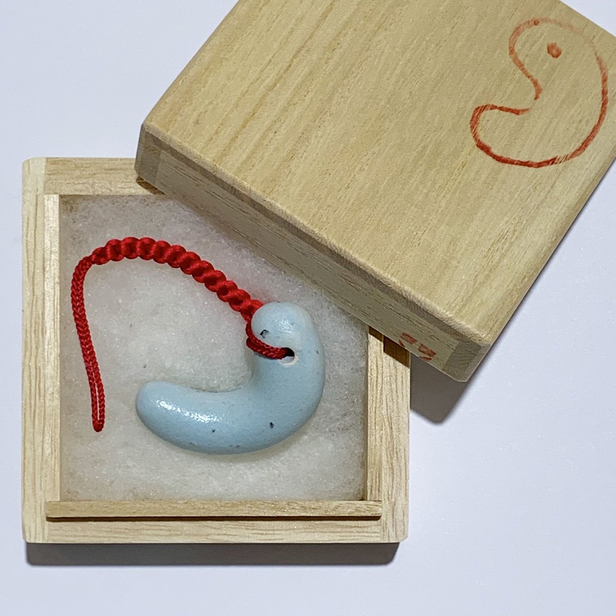 新商品】隕石勾玉・空色【隕石×セラミック】 | Big' Bang' 隕石