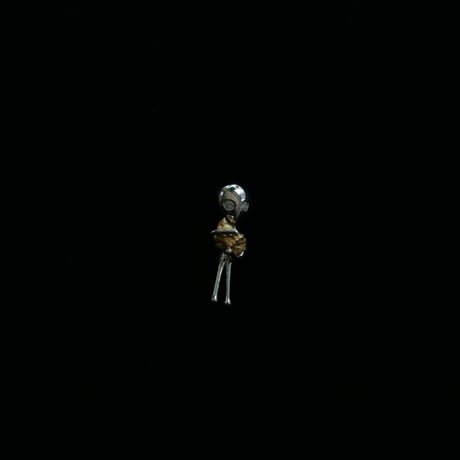宇宙に帰りたいが開眼した宇宙人ネックレス　 SV925　目にダイヤモンド