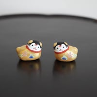 土人形豆犬筥　Claydoll of Inubako