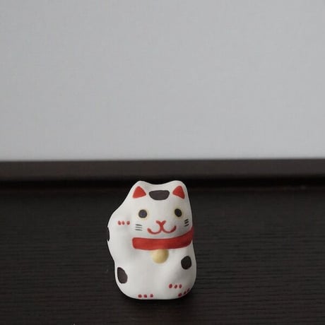 ミニ招き猫（白）　Mini Lucky cat  white