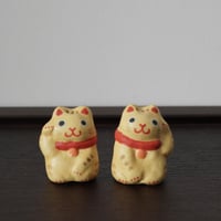 ミニ招き猫（黄）　Mini Lucky cat  yellow