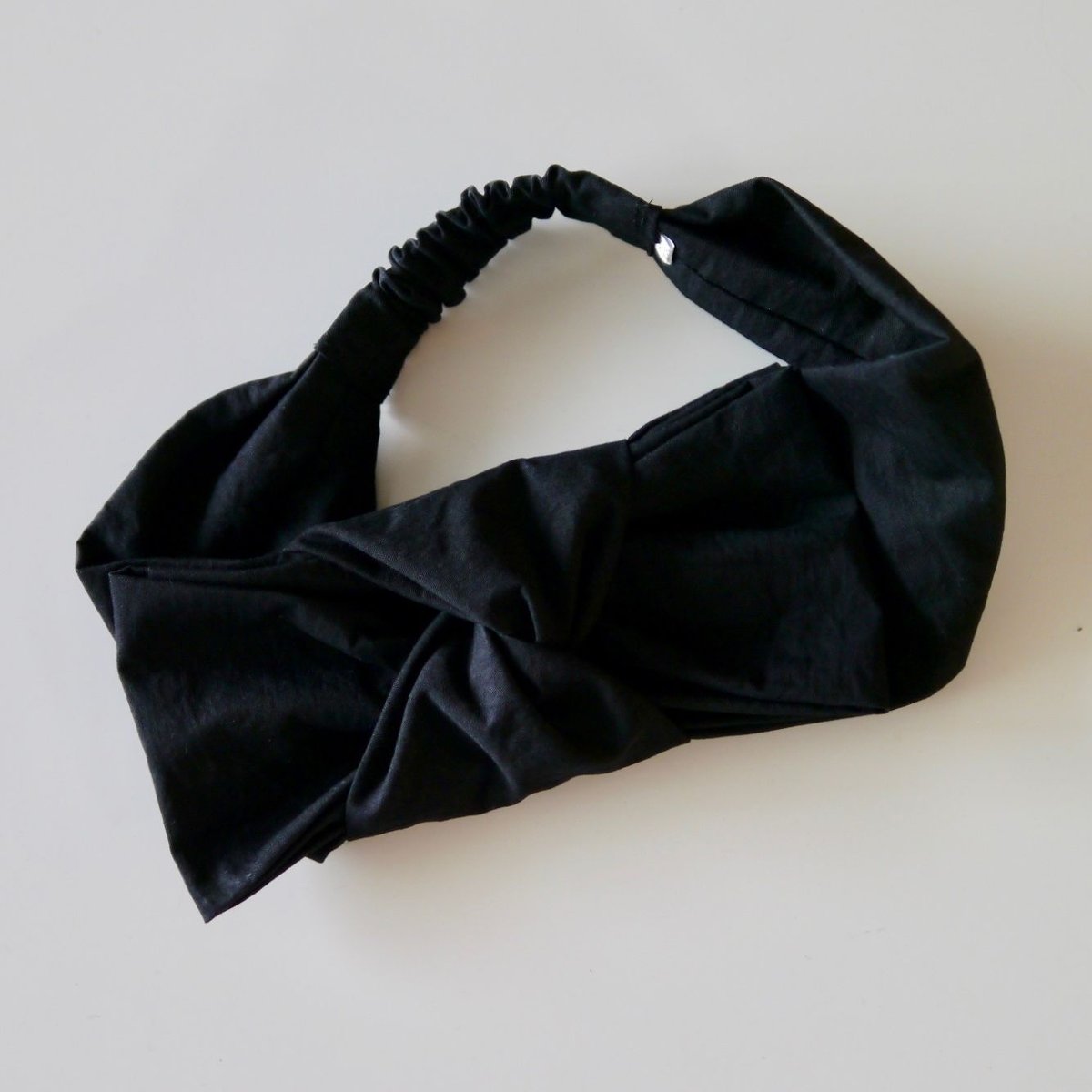 COUDRE 黒 ベルベット ヘアバンド　新品未使用　金子綾　クードル　ベロア COUDRE 黒 ベルベット ヘアバンド 新品未使用 金子綾 クードル ベロア