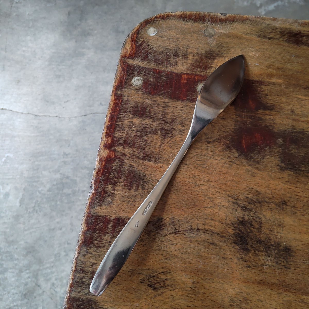 専用ページ！昭和レトロジャムナイフ&バターナイフ 新品】昭和レトロ バターナイフ 大きめ 4本 - メルカリ