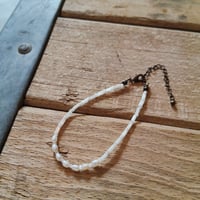 淡水パールとフランスアンティークビーズのブレスレット