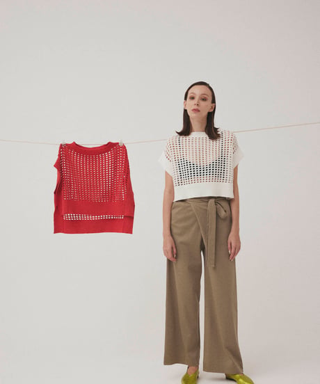 mesh knit vest　￥24,200→￥12,100