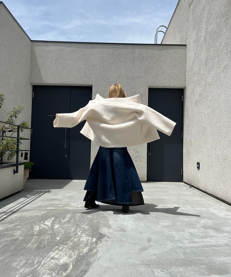 shaggy over blouson | shrike