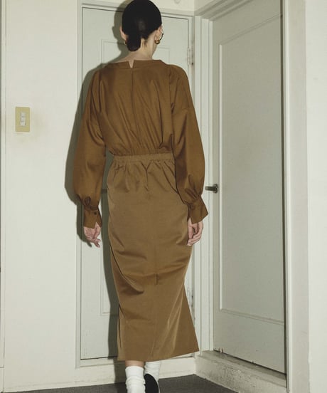 tuck  one-piece￥38,500→￥19,250