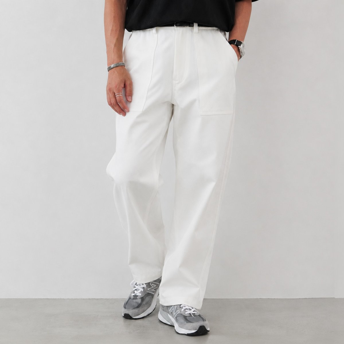 ぽちゃこさんsupremeホワイトデニム ストレートパンツ30 ホワイトデニムベイカー | So