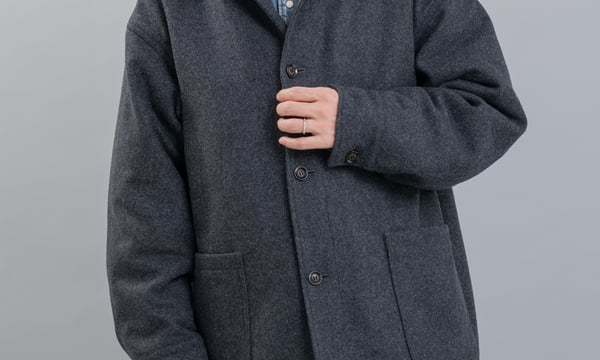 So｜大人に似合う”少数精鋭”の定番服