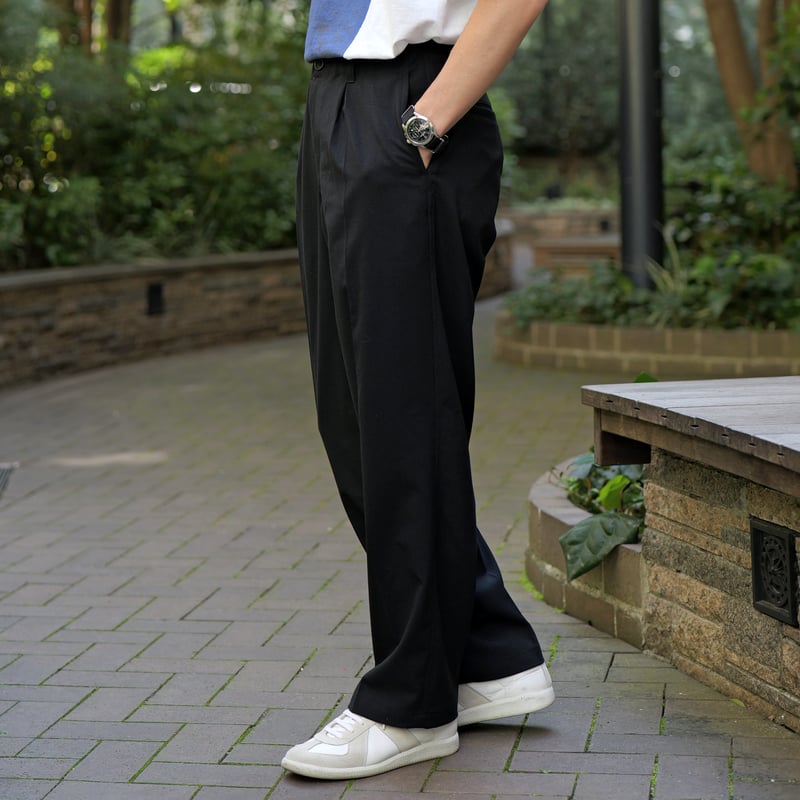 【ほぼ新品】Futu-no-KURO-Pan 大山シュンSo 黒 Lスラックス Futu-no-KURO-Pan | So｜大人の「フツーの服」専門店