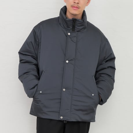 So｜大人に似合う”少数精鋭”の定番服