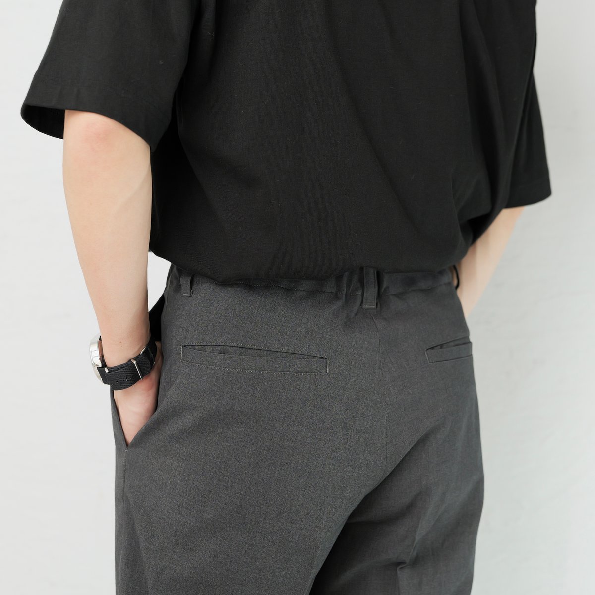 CARUSOダークグレー スラックス サイドボタン付き美品❗️ Caruso（カルーゾ）の「CARUSO | 〈別注〉ウールポリエステル