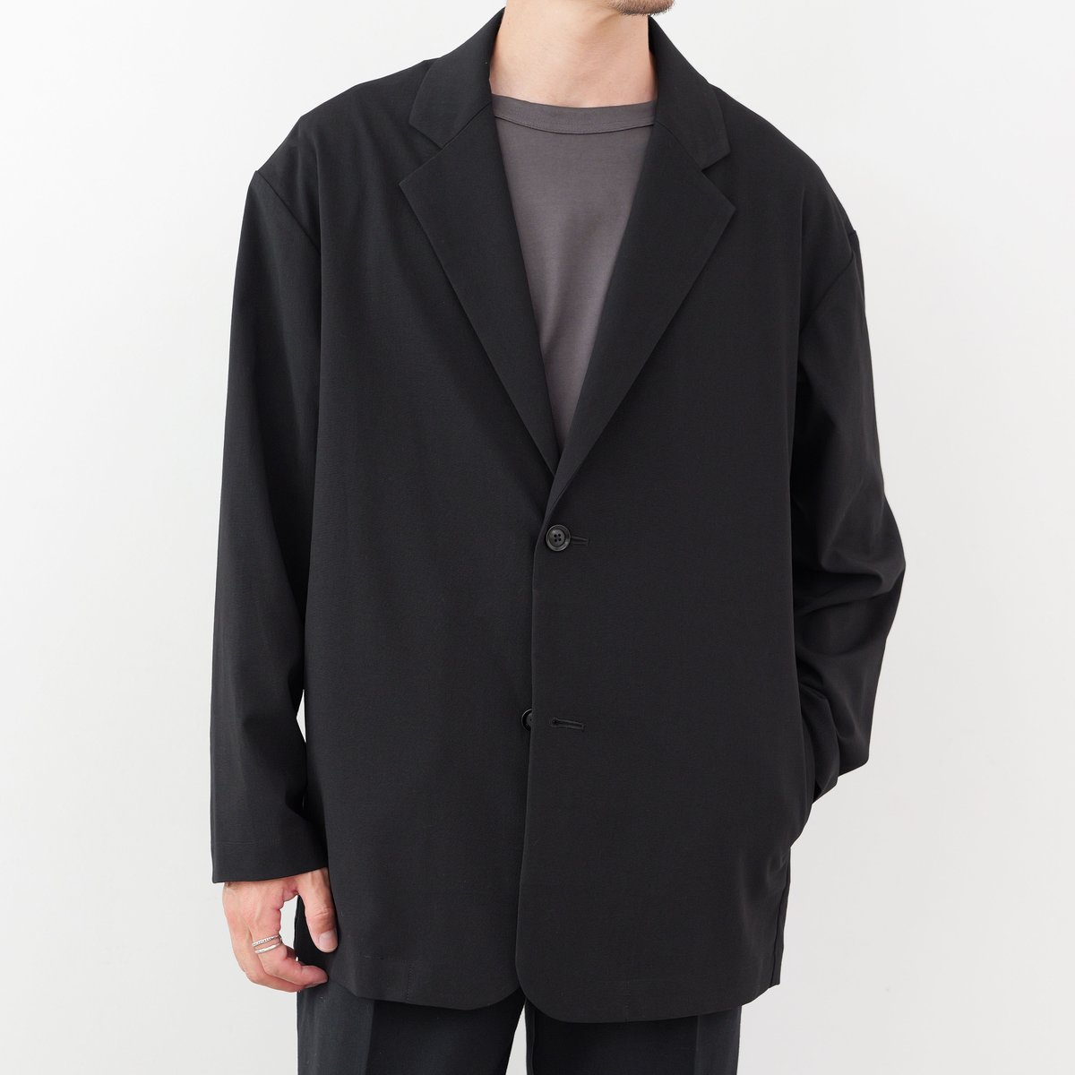 Black Jacket | So｜大人に似合う”少数精鋭”の定番服