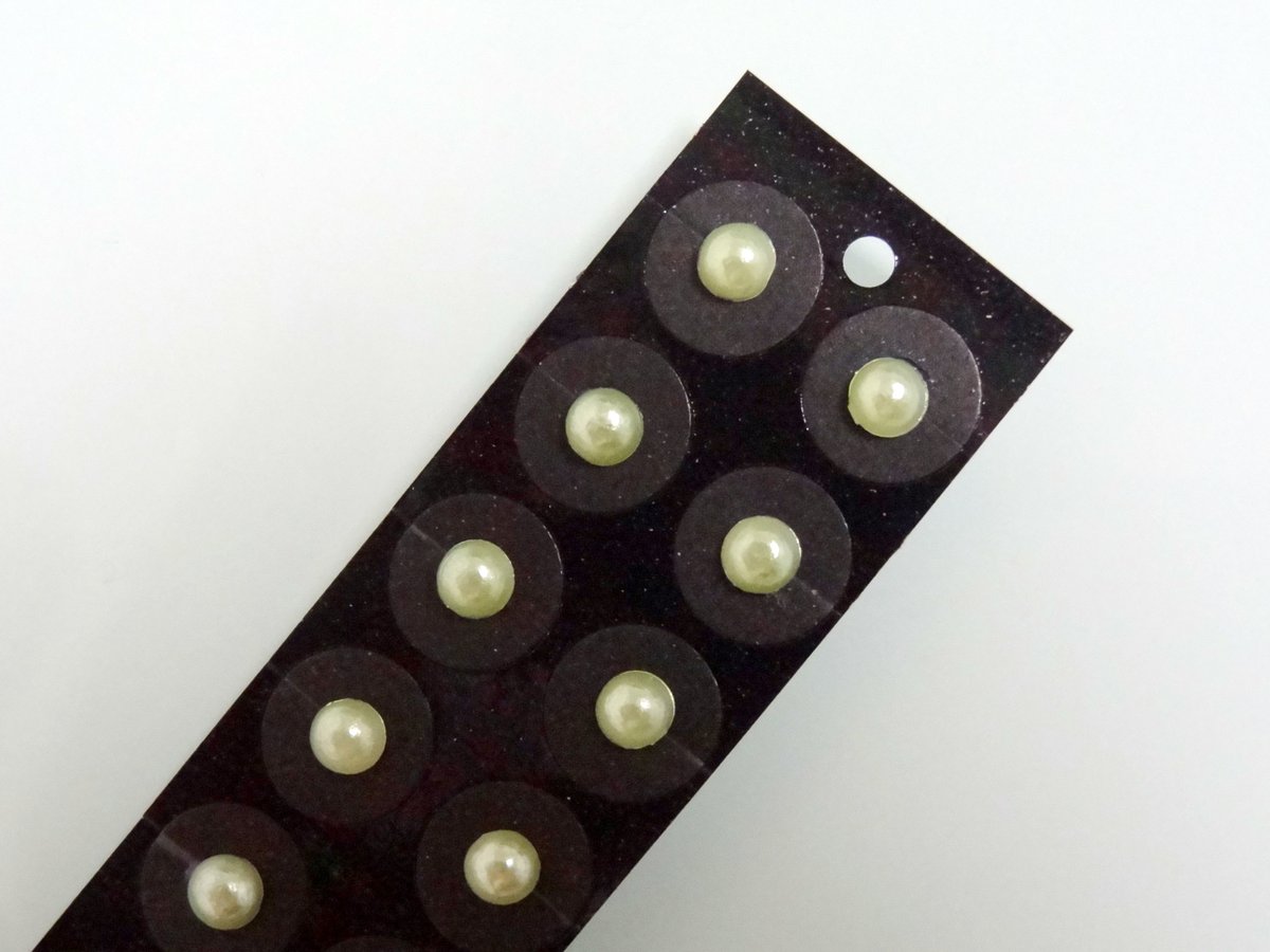 耳ツボジュエリーシート 耳つぼジュエリーシート（20粒）パール | 耳つぼジュエリー・耳