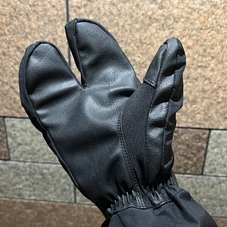 手の出るグローブ🥊オーバーロブスタータイプ【2ウェイ・袖に被せても入れても使えます】