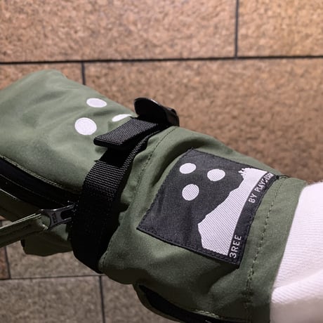 手の出るグローブ🥊ミトンタイプ【ウェアの袖の中に入れるグローブ】